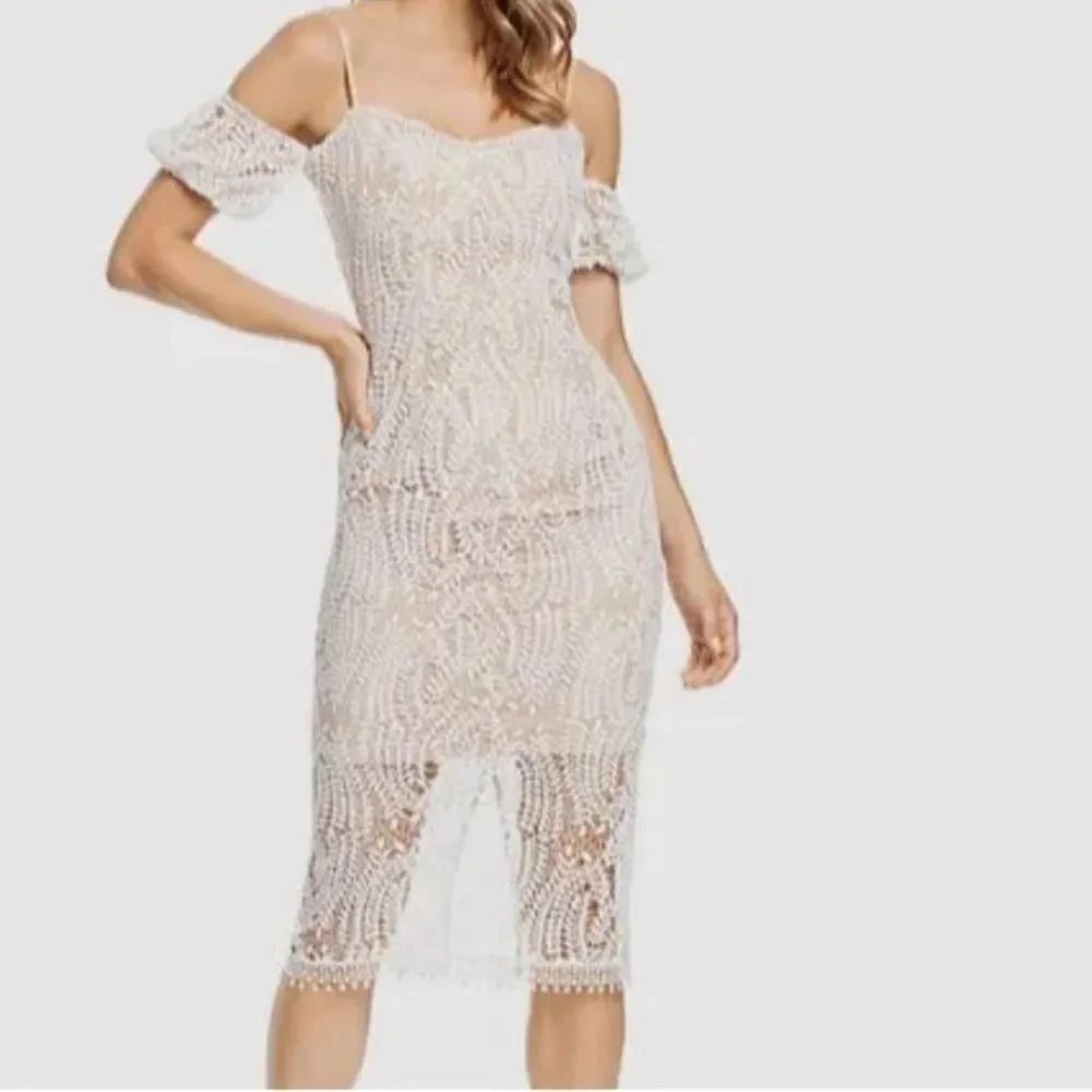 Dress The Population Women's White Beige Lace Sacha Shoulder-H3